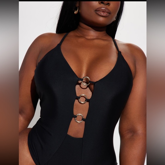 O-Ring Black One-Piece Swimsuit NWT * LAST PRICE DROP BEFORE RELIST* - Picture 2 of 5